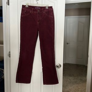Gloria Vanderbilt burgundy/Red Corduroy Jeans size 12